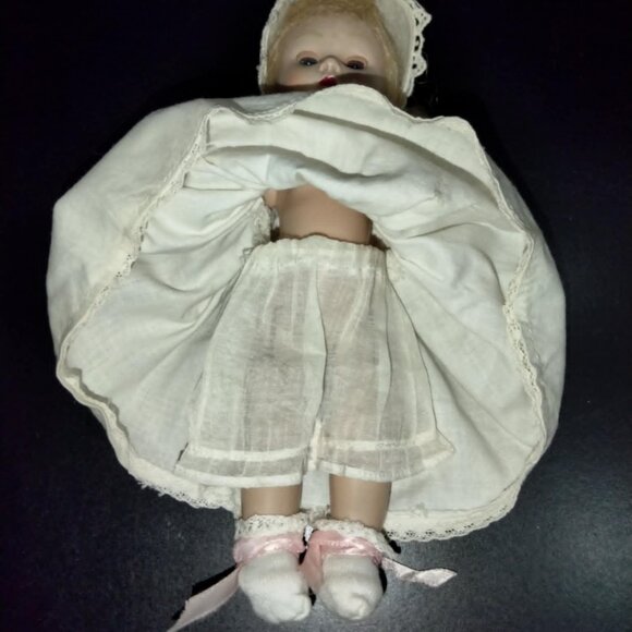 Ginny Doll, 1950s Straight Leg Walker, Stamped on Back - Picture 8 of 13